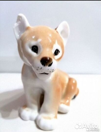 Статуэтка фарфоровая Львёнок лфз