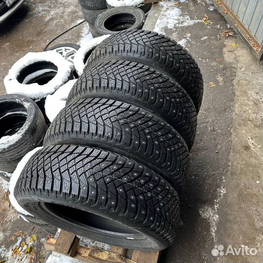 Goodyear Ultra Grip Ice Arctic 2 SUV 215/65 R17 103T