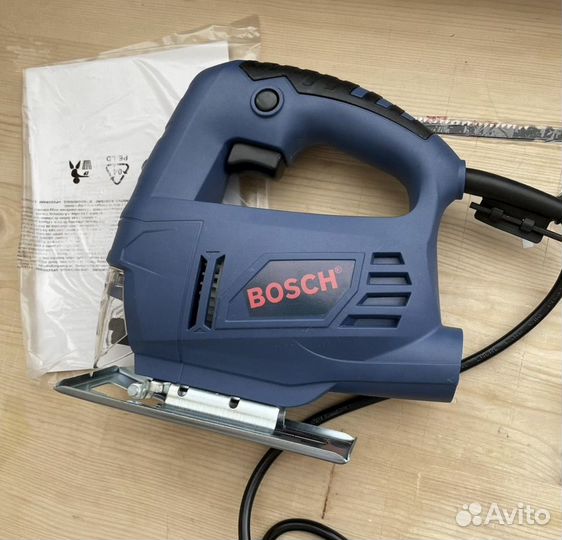 Электролобзик Бош Новый