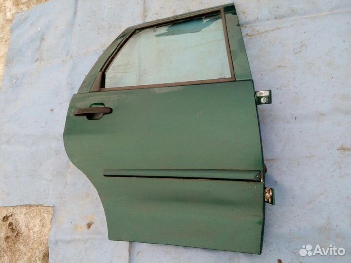 Дверь задняя правая Volkswagen Polo Classic