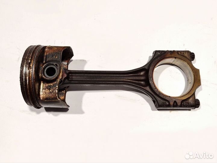 Поршень с шатуном 1.4 BUD на Skoda Octavia A5