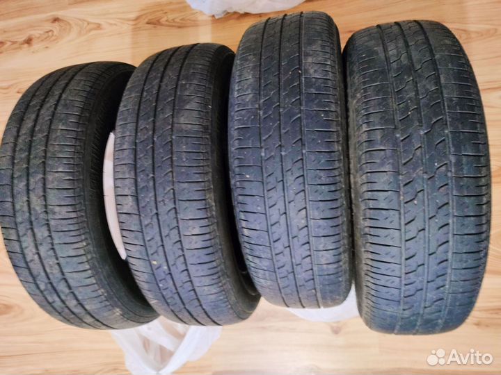 Bridgestone B391 175/65 R15 84T