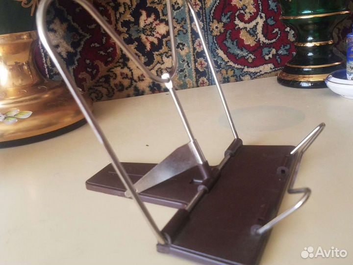 Компактные подставки для нот,книг,уч