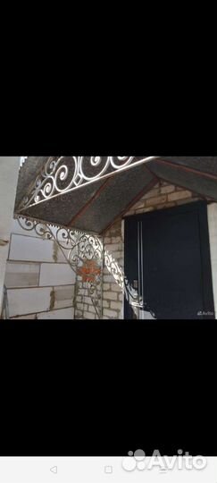 Козырёк на входную дверь