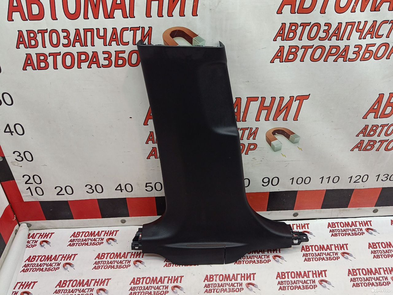 Обшивка центральной стойки левая Voyah Free