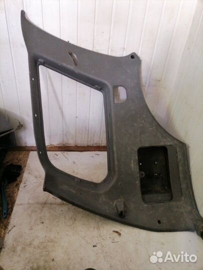 Обшивка багажника правая Kia Sportage grand FE 2.0