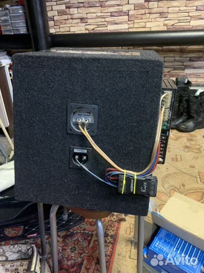Продам сабвуфер alpine
