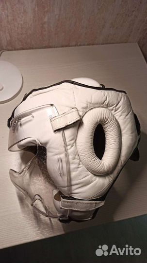 Шлем с забралом