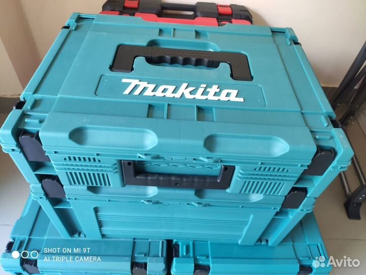 Набор аккумуляторного инструмента 9 в 1 makita