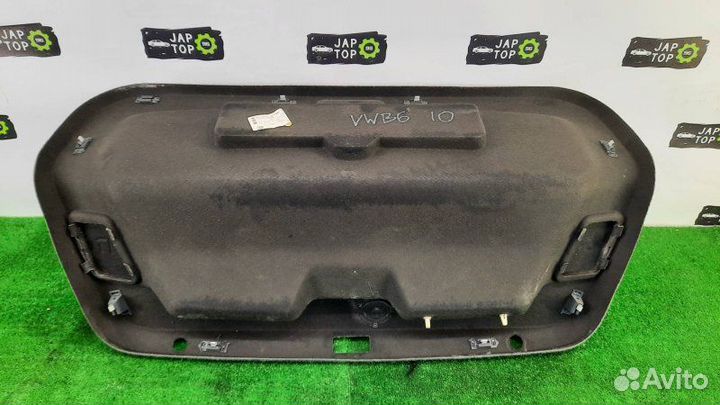 Обшивка крышки багажника Volkswagen Passat B6 1.8