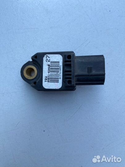 Датчик airbag Toyota Corolla 150