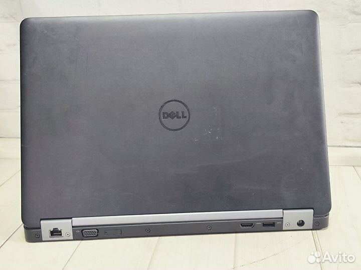 Ноутбук dell E5470/i5-6500u/8Gb/256/14FullHD