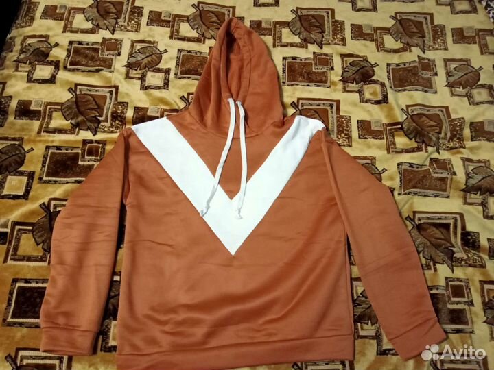 Спортивный костюм женский