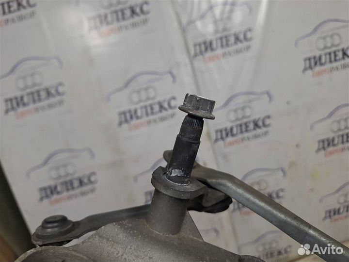 Трапеция стеклоочистителей Audi Q7 2005