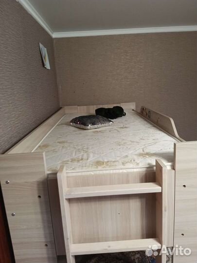 Двухъярусная кровать с диваном бу