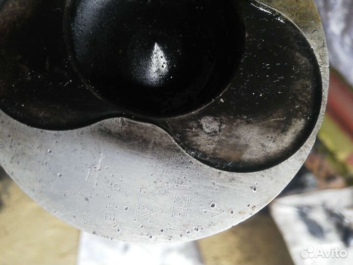 Поршень с шатуном