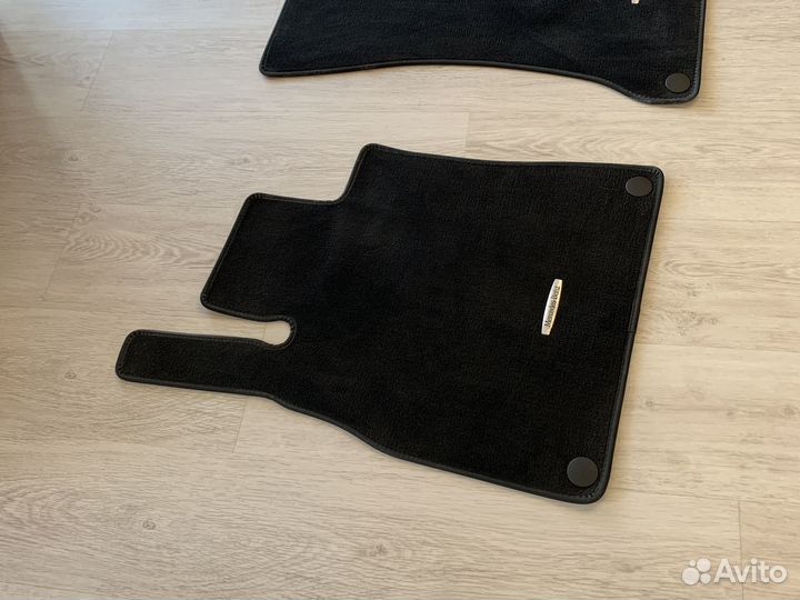 Два коврика mercedes s222 w222