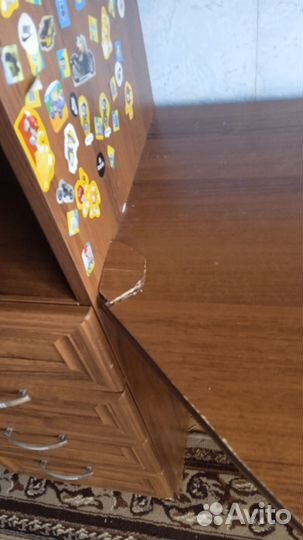 Компьютерный стол, кровать