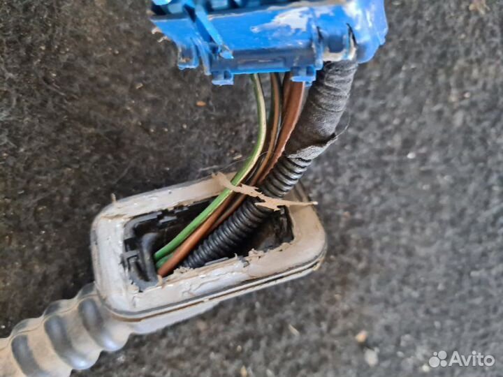 Проводка крышки багажника Volkswagen Touran 1