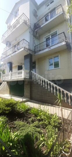 Гостевой дом с зоной собственника