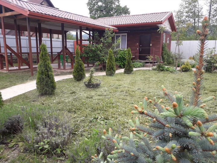 Дом 25 м² на участке 8 сот.