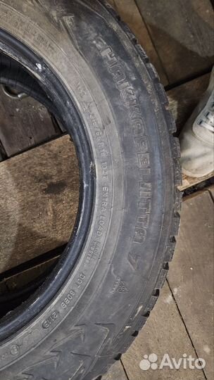 Nokian Tyres Hakkapeliitta 7 215/65 R16