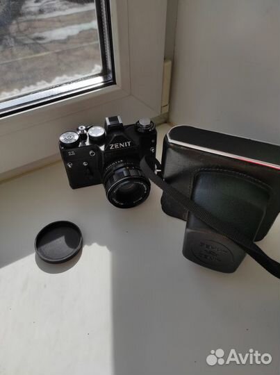 Плёночный фотоаппарат Zenit 11