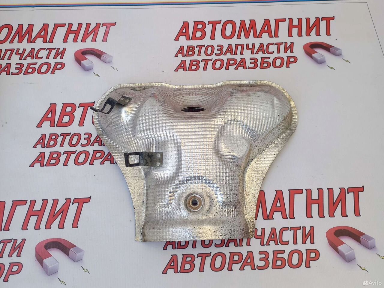 Тепловой экран коллектора Киа Церато 4 BD 18-н.в