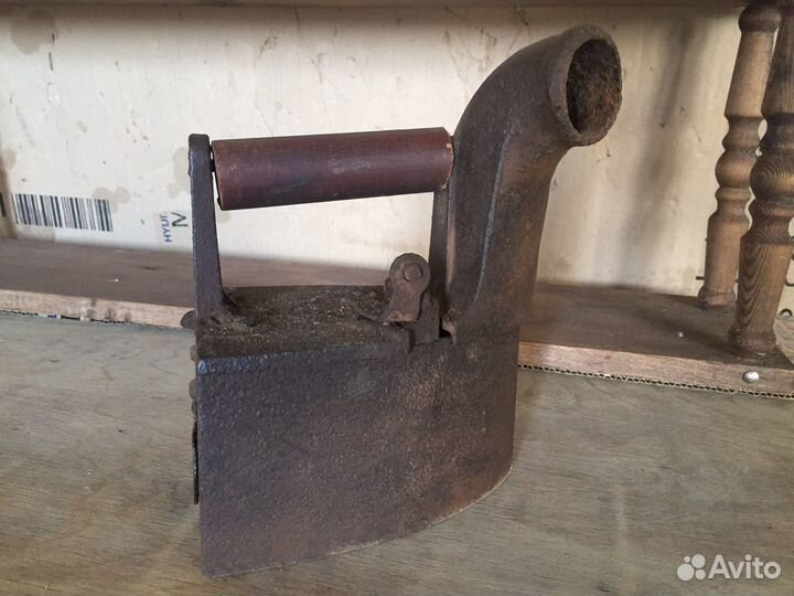 Старинные утюги