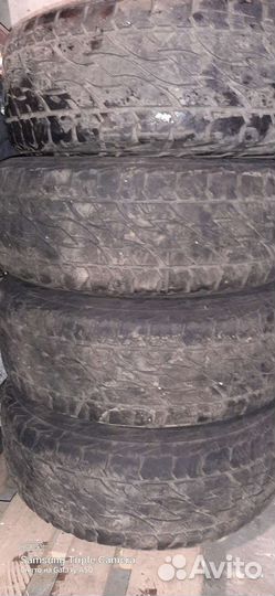 Bridgestone Dueler A/T 265/65 R17