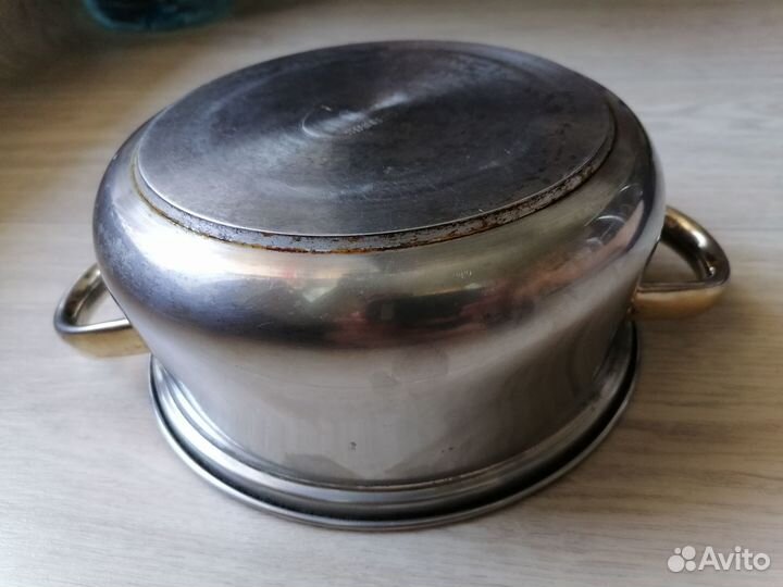 Кастрюля из нержавейки, 1,9литра