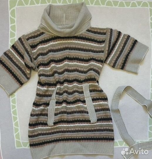 Свитер шерстяной женский