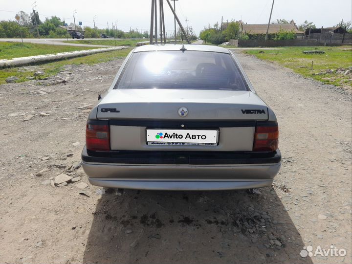 Opel Vectra 1.6 МТ, 1993, 300 000 км