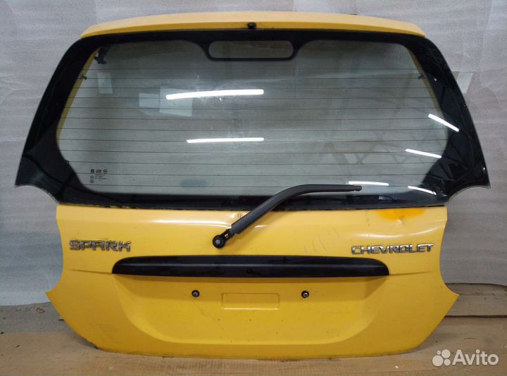 Chevrolet spark шевроле спарк крышка багажника две