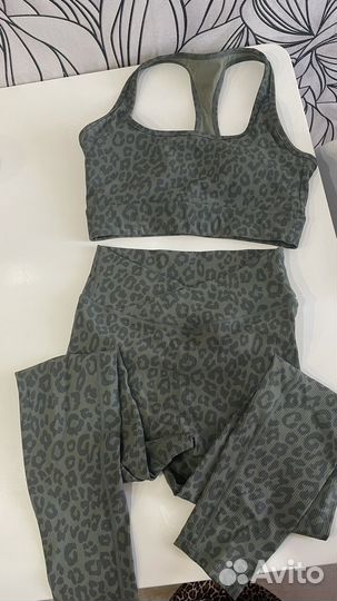 Костюм для фитнеса женский 46