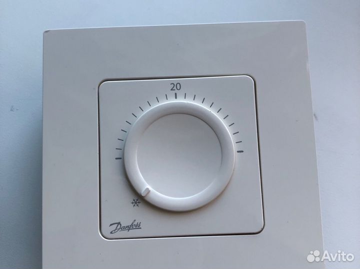 Дисковой комнатный термостат 230Вт