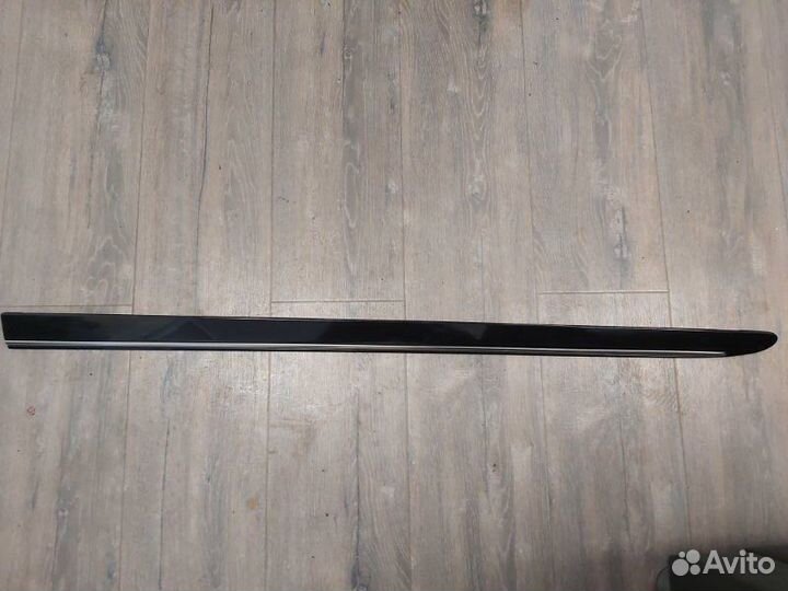 Молдинг двери левый Mercedes R 350 W251 272.967