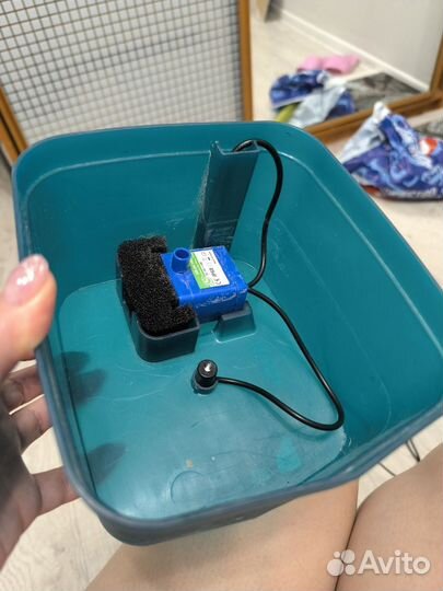 Фонтан поилка для кошек бу