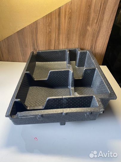 Ящик под инстумент Kia Sorento UM D4HB