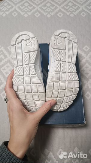 Кросовки рибок