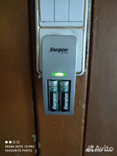 Зарядное устройство Energizer