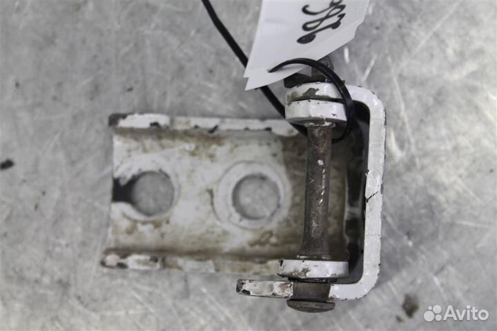 Петля двери передней левой верхняя Peugeot-Citroe