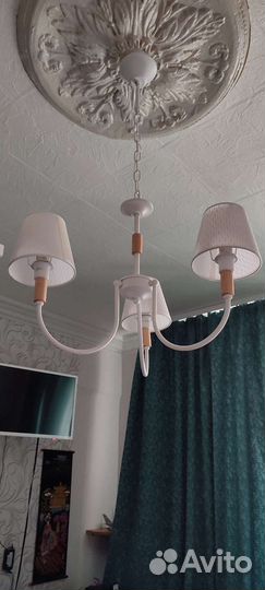 Люстра новая