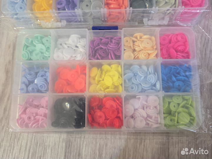 Набор кнопок пластиковых для одежды