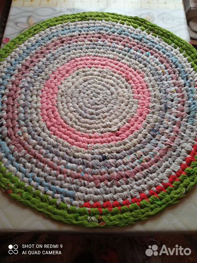 Коврик ручной работы