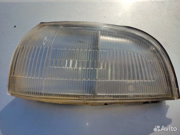 Поворотник Toyota Corolla (E100) хэтчбек 1.3 4EFE