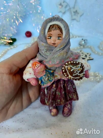 Девочка с куколкой и пряником(ватная игрушка)