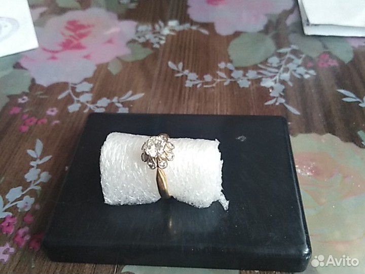 Кольцо женское