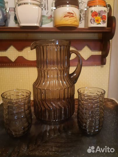 Советский набор посуды (темное стекло)