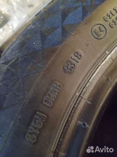 Continental ContiVikingContact 7 215/60 R16 99T